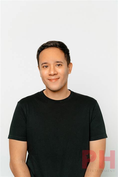 Pepe Diokno (director) .